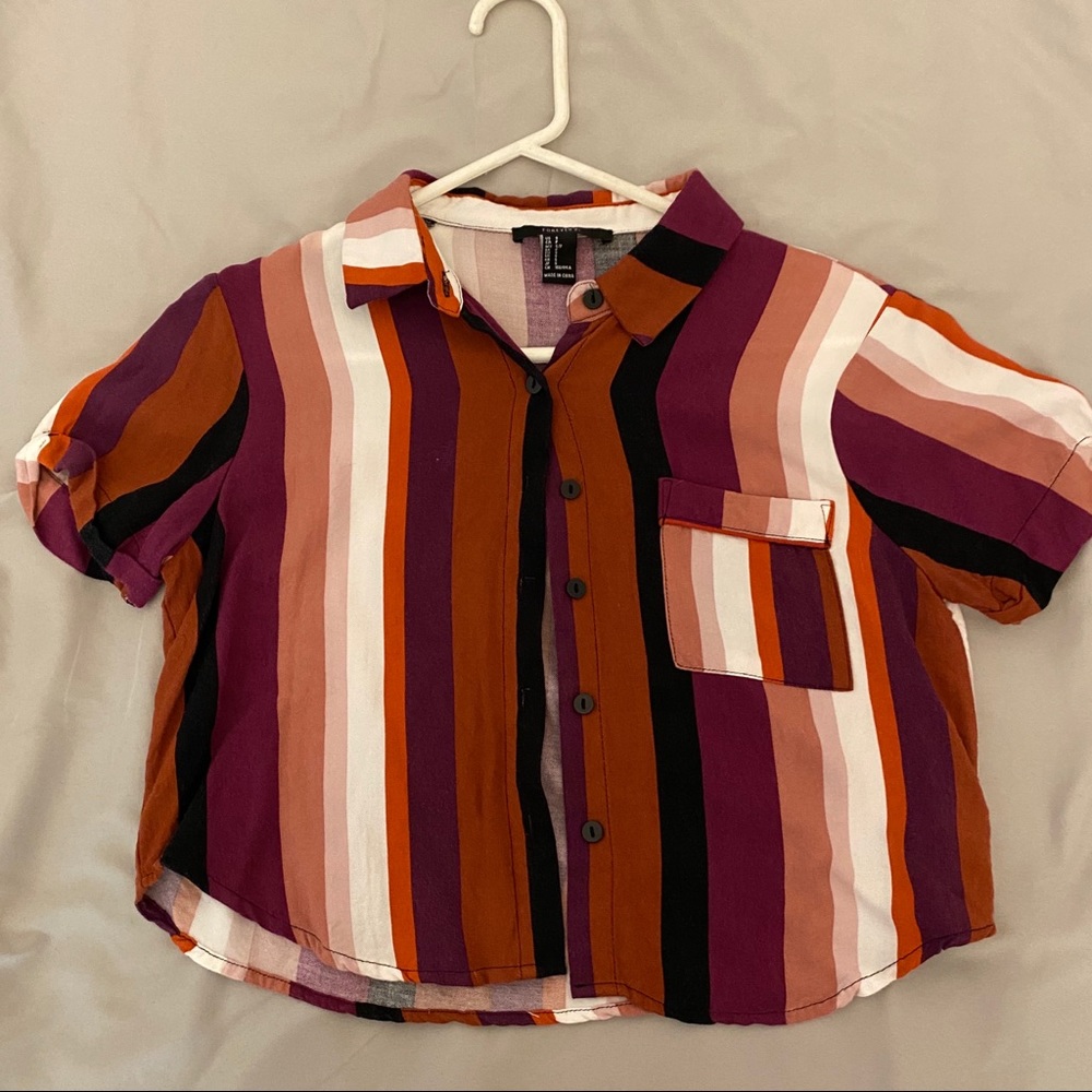 Forever 21 Cropped Button-up